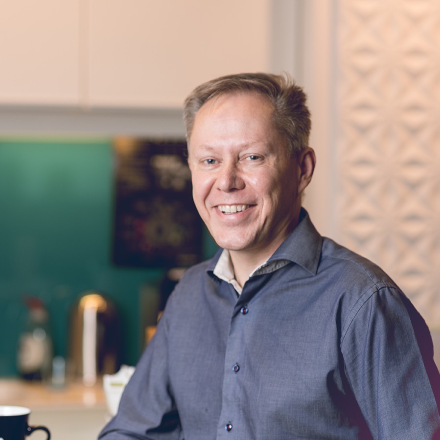 Bitmore-Vesa-Takkinen-900x900